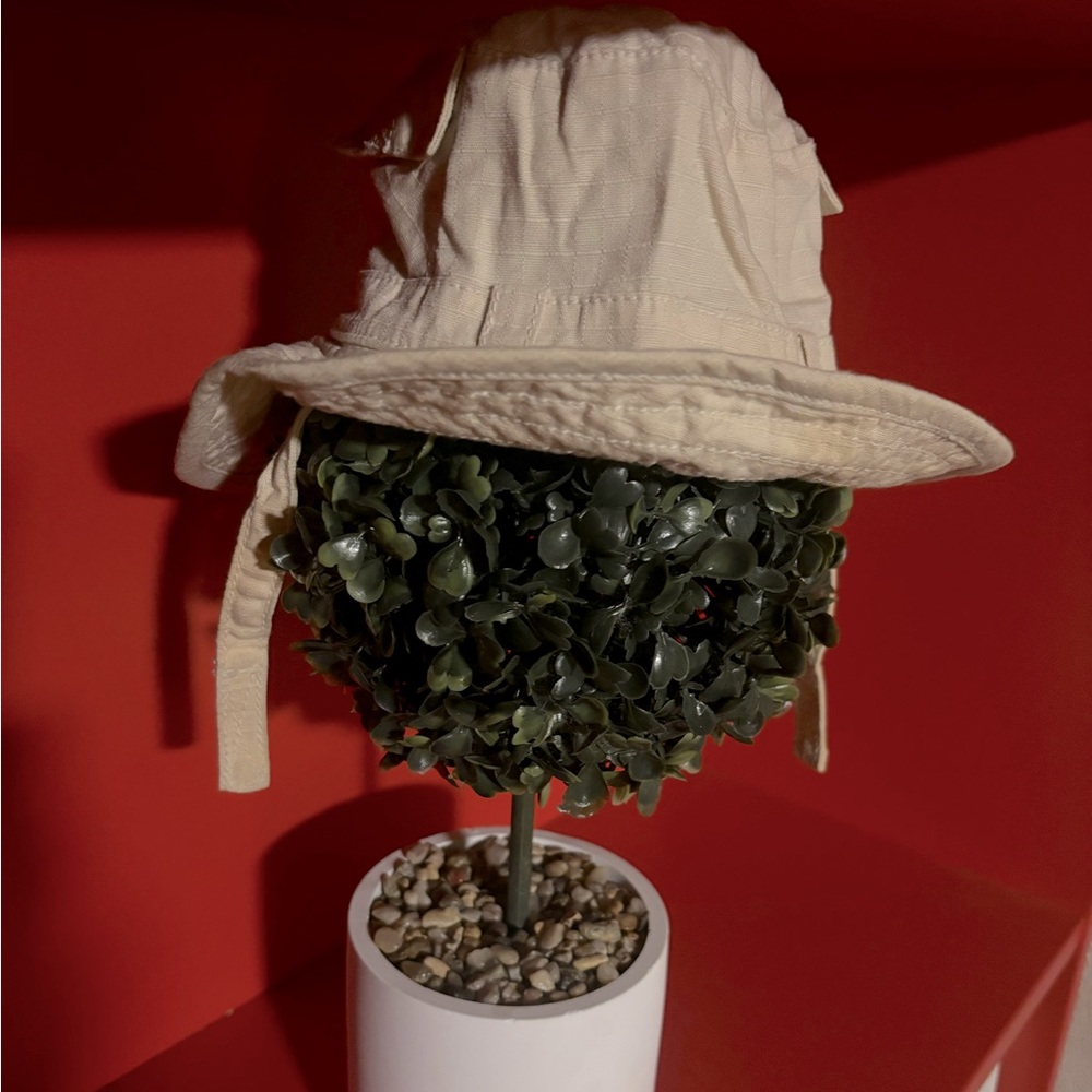 Baby Bucket Hat w/Strap
